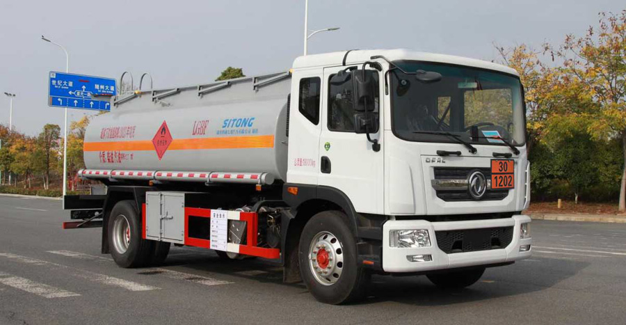 丰霸牌STD5185GYYEQ6运油车