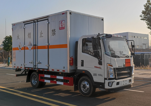 专力牌ZLC5090XZWZ6杂项危险物品厢式运输车