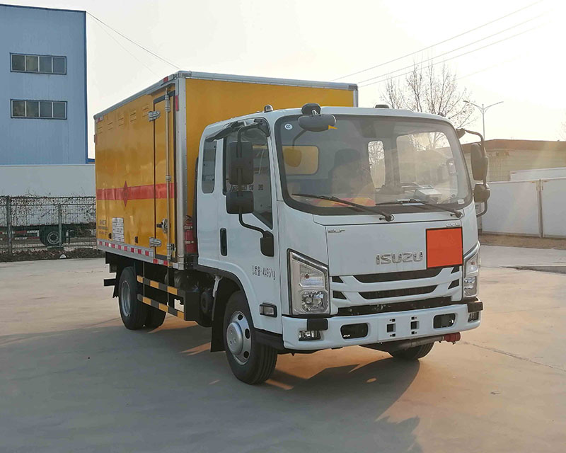 红宇牌HYJ5040XQY-JX5爆破器材运输车