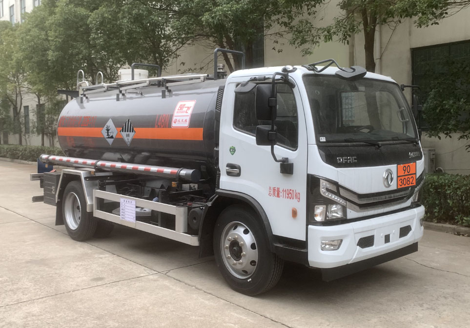楚飞牌CLQ5120GZW6E杂项危险物品罐式运输车公告图片