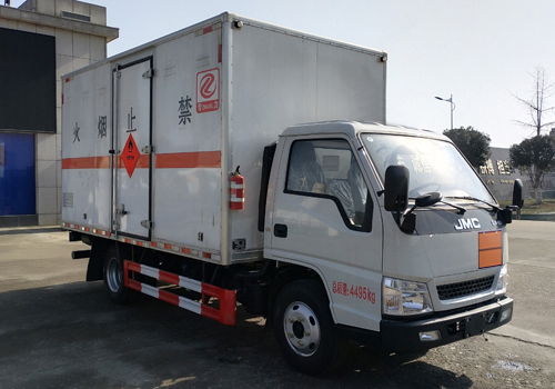 专力牌ZLC5041XRQJ6易燃气体厢式运输车
