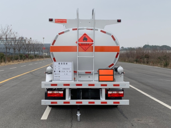 歐曼牌HFV5121GJYEQ8加油車公告圖片