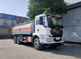 运油车