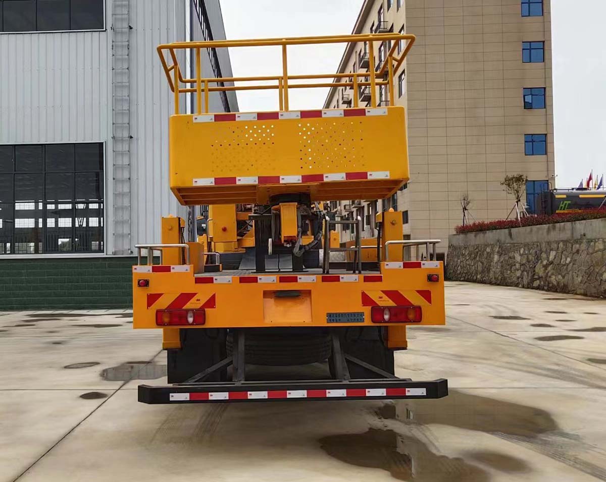 瑞雅晟牌RRR5180JGKD高空作業(yè)車公告圖片