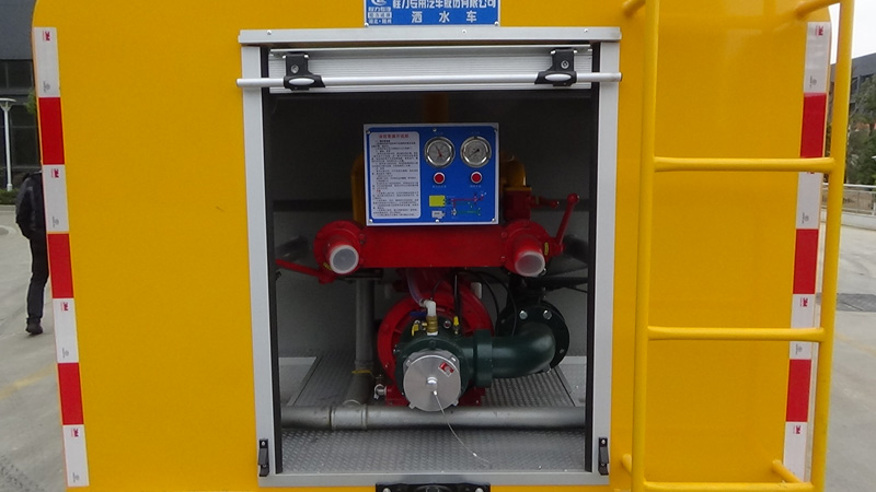 程力威牌CLW5070GSSADY灑水車公告圖片