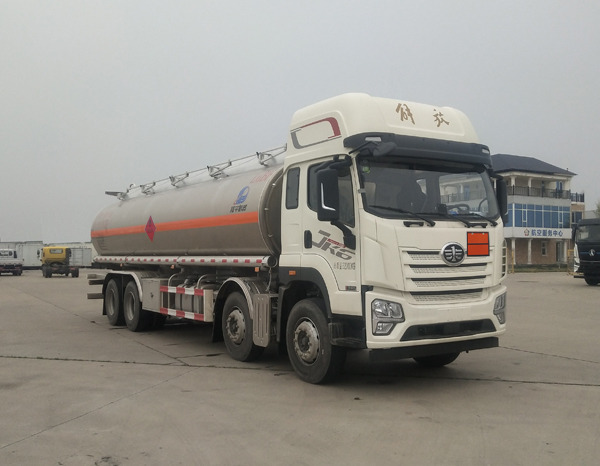 陆平机器牌LPC5327GYYC6铝合金运油车