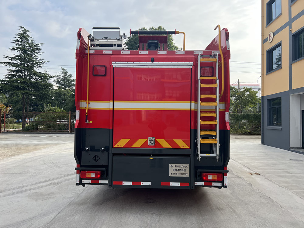 捷達(dá)消防牌SJD5300GXFPM120/WEA泡沫消防車公告圖片