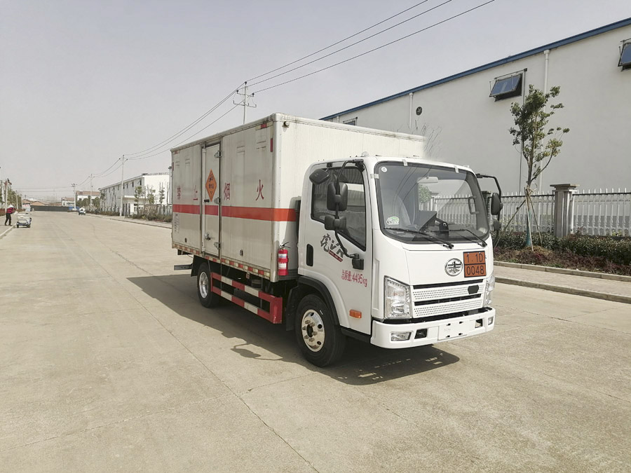 大力牌DLQ5046XQYCA6爆破器材运输车