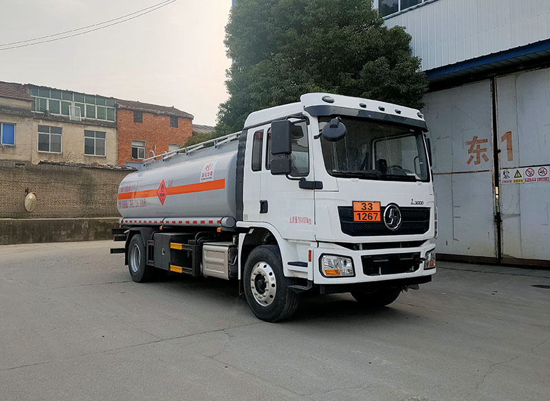 榮駿達(dá)牌HHX5182GRYSX6易燃液體罐式運(yùn)輸車