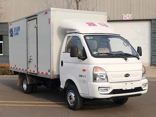 凯马牌KMC5038XXYQA318D6B厢式运输车