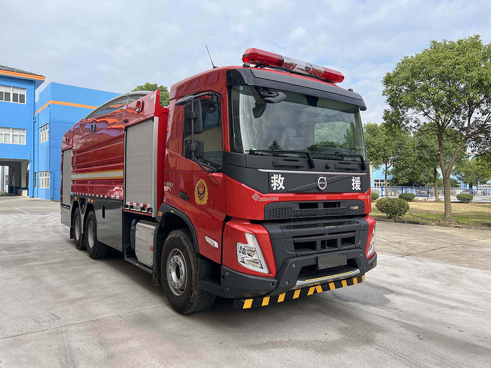 捷达消防牌SJD5300GXFSG120/WEA水罐消防车