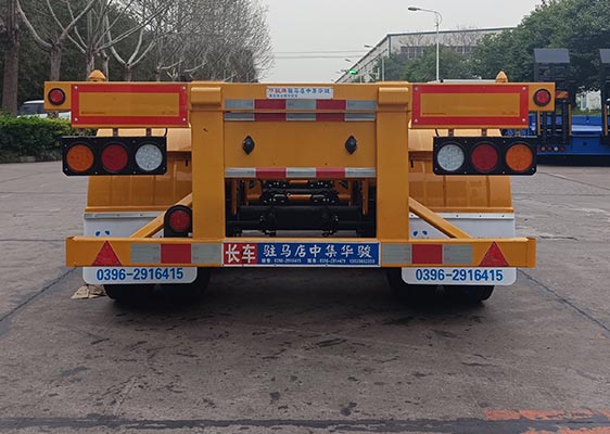 集装箱运输半挂车图片