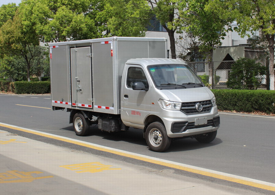 东风牌EQ5020XXY60Q4AAC厢式运输车