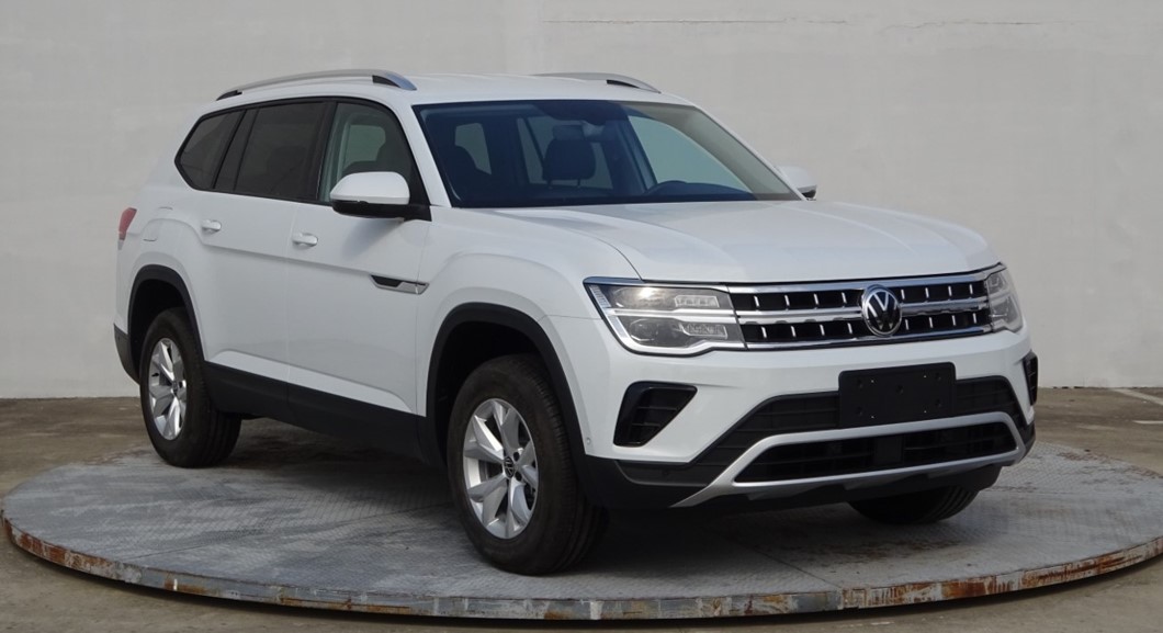 大众汽车牌5.1米6座多用途乘用车(SVW6515LVD)