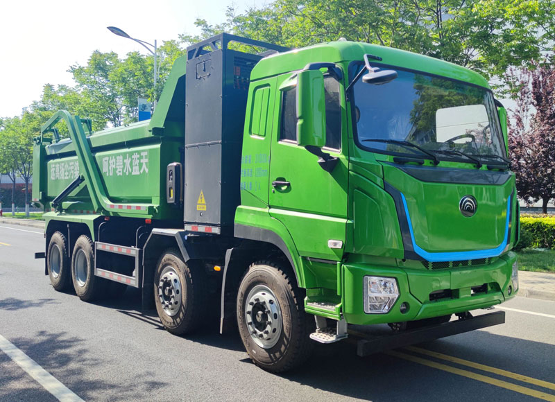 宇通牌 585马力 前四后八 换电式纯电动自卸汽车(ZKH3312P6BEV50)