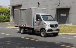 厢式运输车