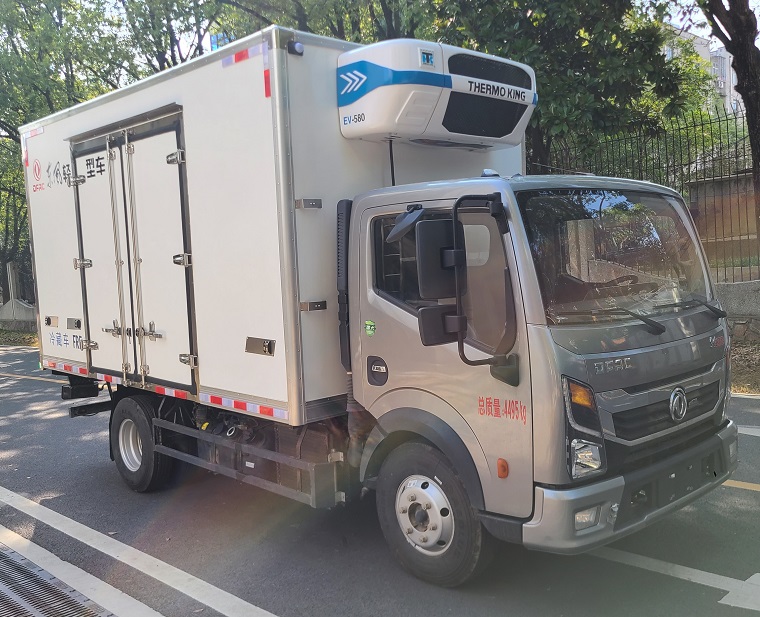 EQ5041XLCACPHEV型插电式混合动力冷藏车图片