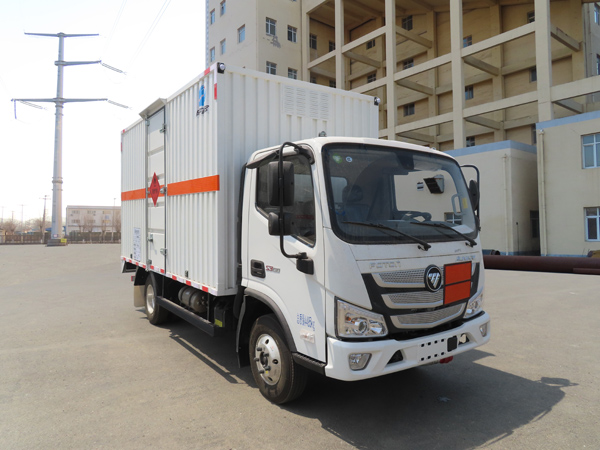 陆平机器牌LPC5041XRQB6易燃气体厢式运输车
