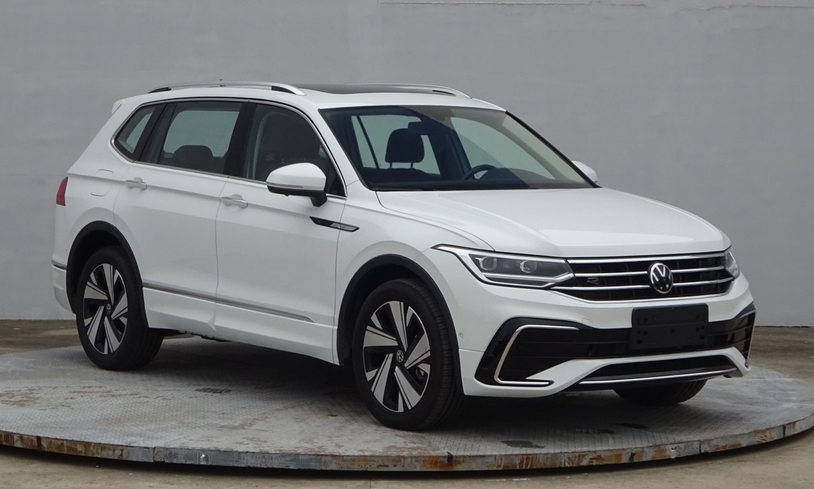大众汽车牌4.7米7座多用途乘用车(SVW64712NV)