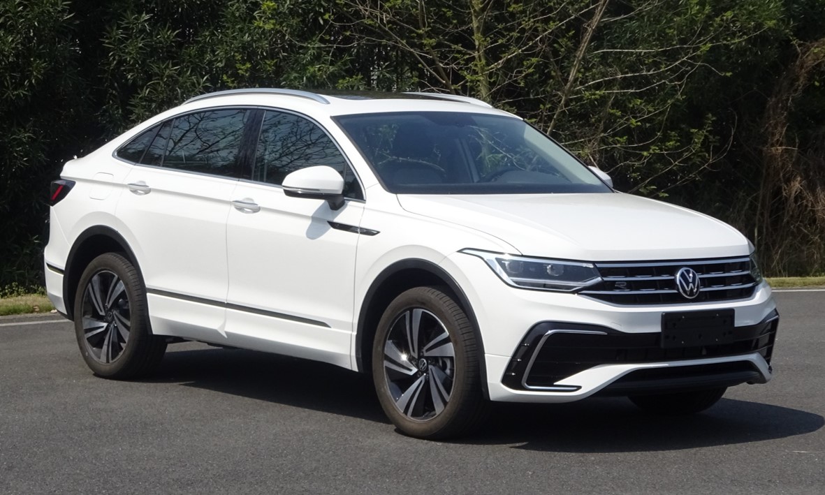 大众汽车牌4.8米5座多用途乘用车(SVW6484FVD)