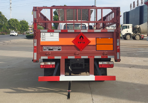 匯力威牌VVV5045TQPEQ6氣瓶運(yùn)輸車公告圖片