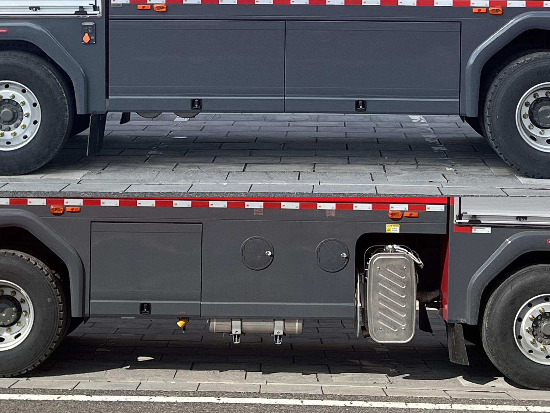 中卓時(shí)代牌ZXF5380GXFPM200/HT6泡沫消防車(chē)公告圖片