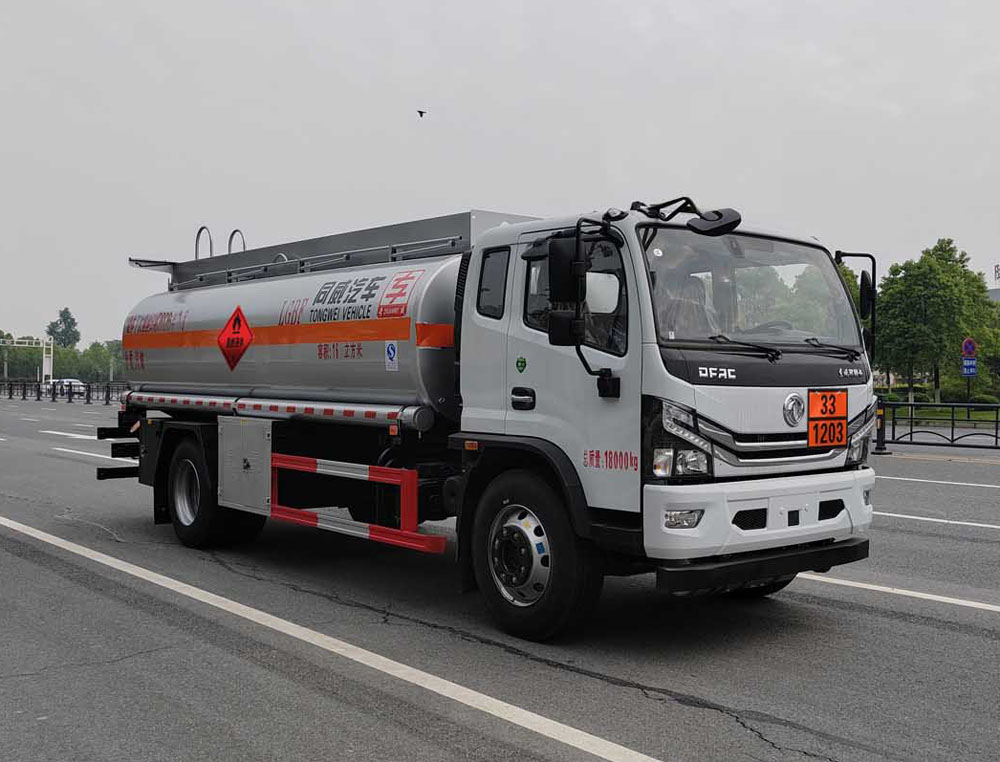 专威牌HTW5180GJYEQ6加油车