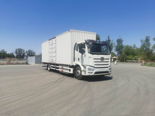 解放牌CA5181XXYP62L2BEV2純電動(dòng)廂式運(yùn)輸車公告圖片