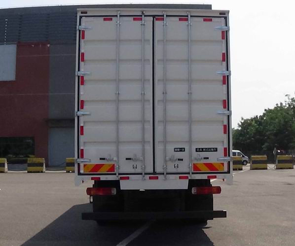 解放牌CA5181XXYP62L2BEV2純電動(dòng)廂式運(yùn)輸車公告圖片