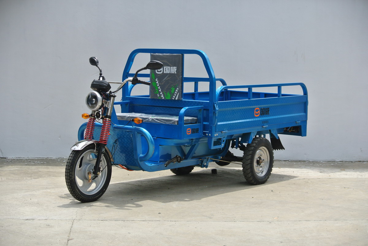 电动正三轮摩托车