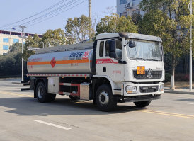 运油车