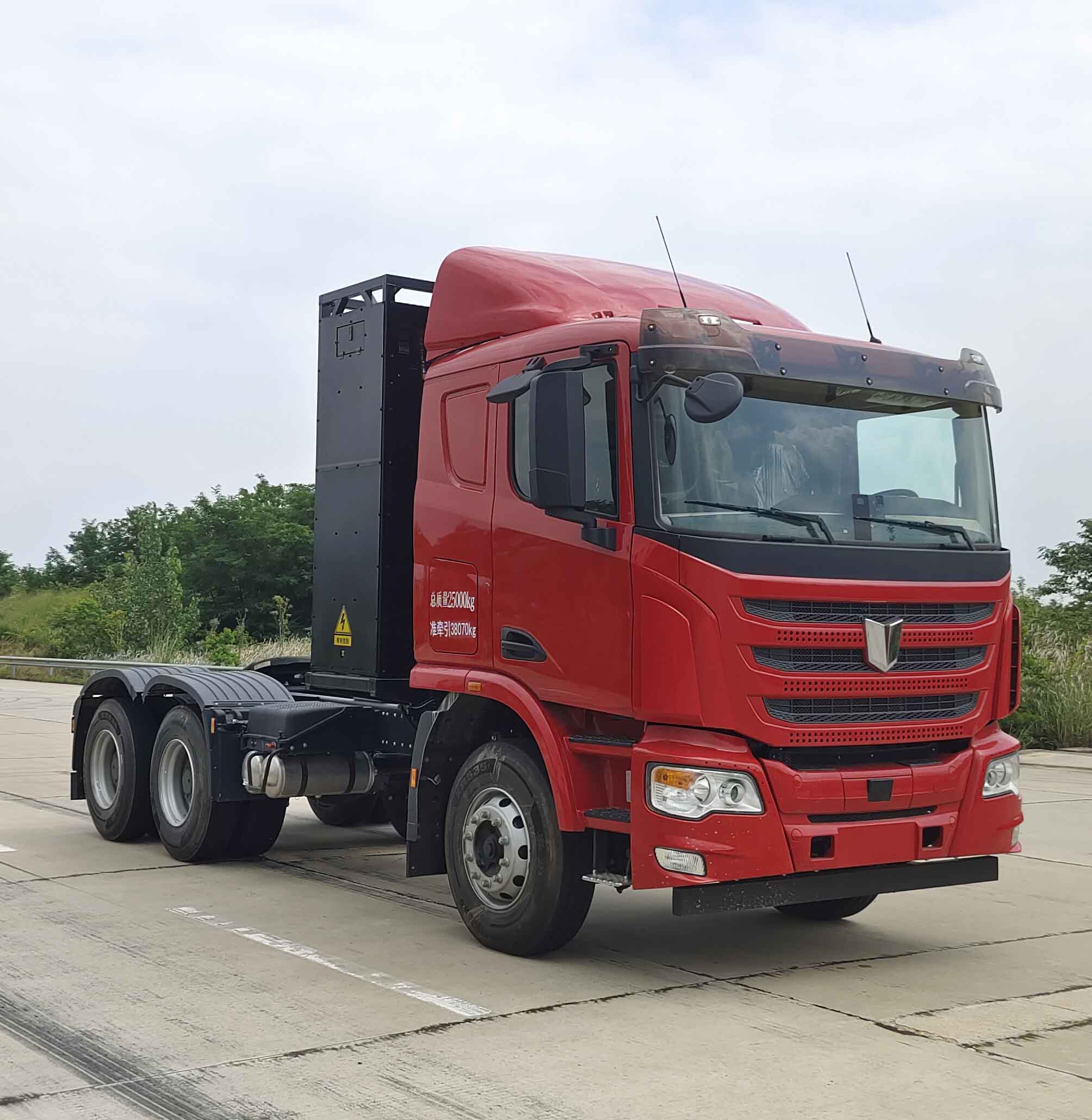 集瑞联合牌 551马力 换电式纯电动牵引汽车(QCC4253BEVH4-3)