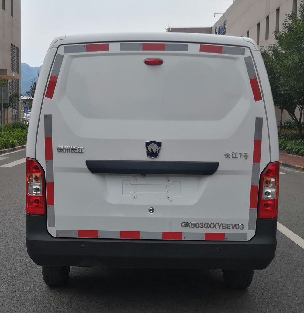 熊貓牌GK5030XXYBEV03純電動(dòng)廂式運(yùn)輸車公告圖片