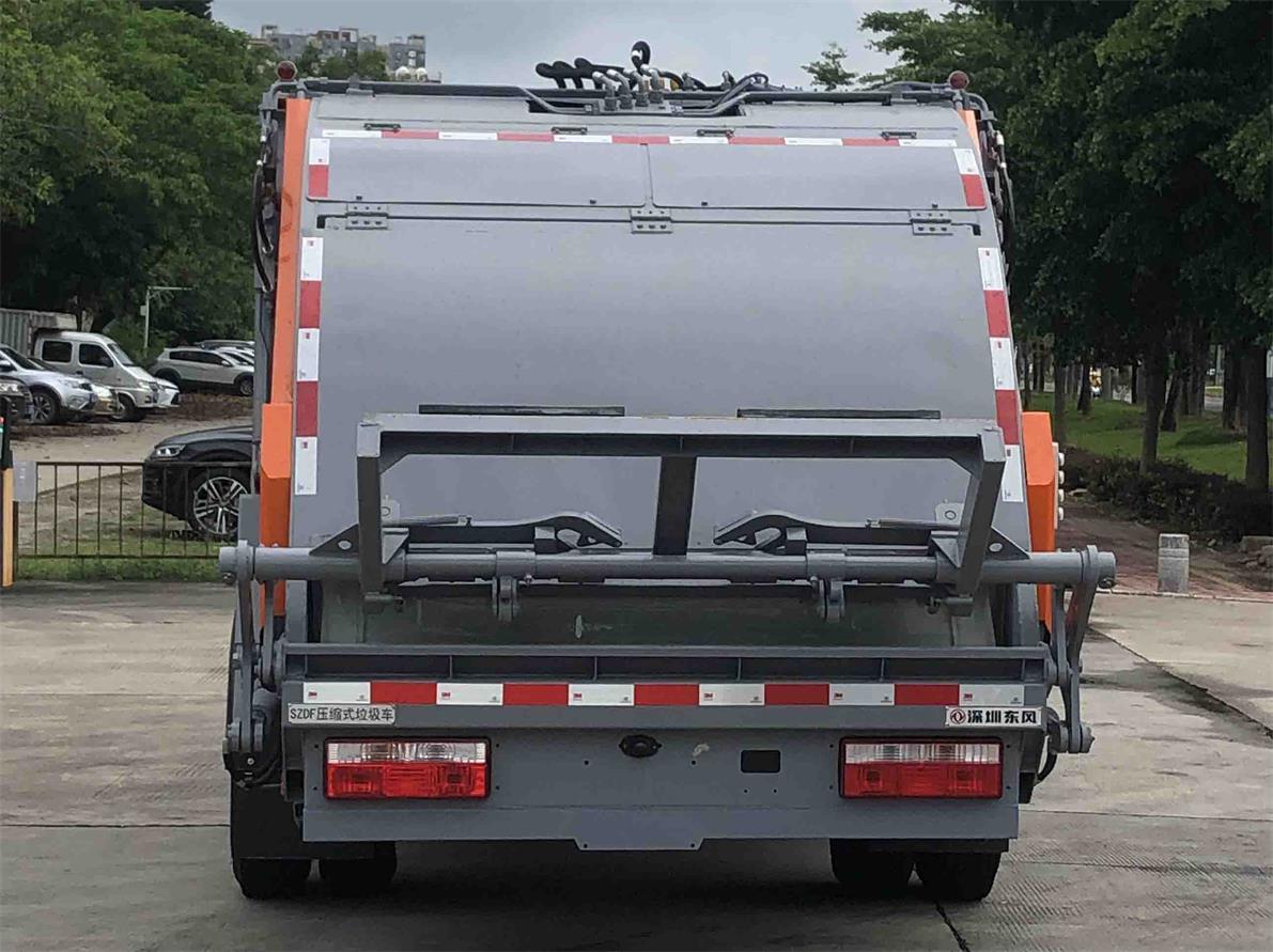 東風(fēng)牌EQ5076ZYSS6壓縮式垃圾車公告圖片