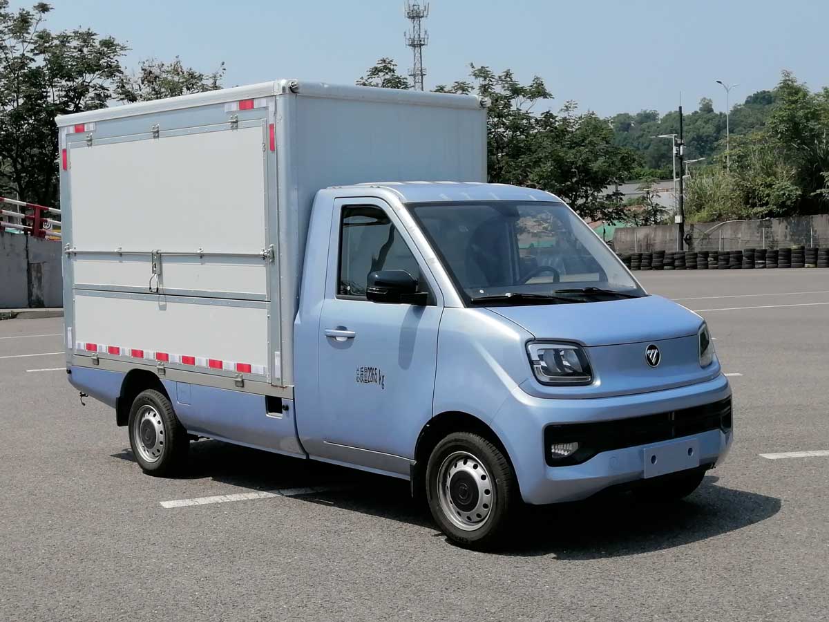 福田牌BJ5020XYK3JV5-71翼开启厢式车