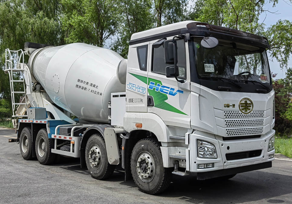 CA5310GJBP27K1L1T4E6HEVA81型混合动力混凝土搅拌运输车图片