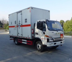 杂项危险物品厢式运输车