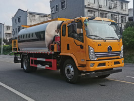 沥青洒布车