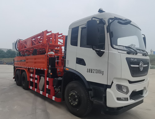 山山牌STC5210TZJCZD1800钻机车