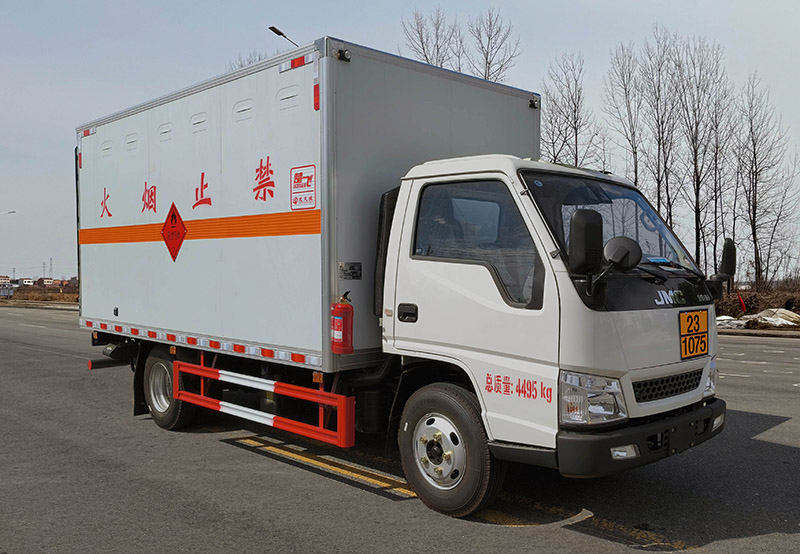 楚飞牌CLQ5041XRQ6JX易燃气体厢式运输车