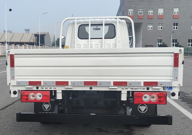 BJ1044EVJA2 福田牌136马力单桥纯电动4.2米纯电动载货汽车图片