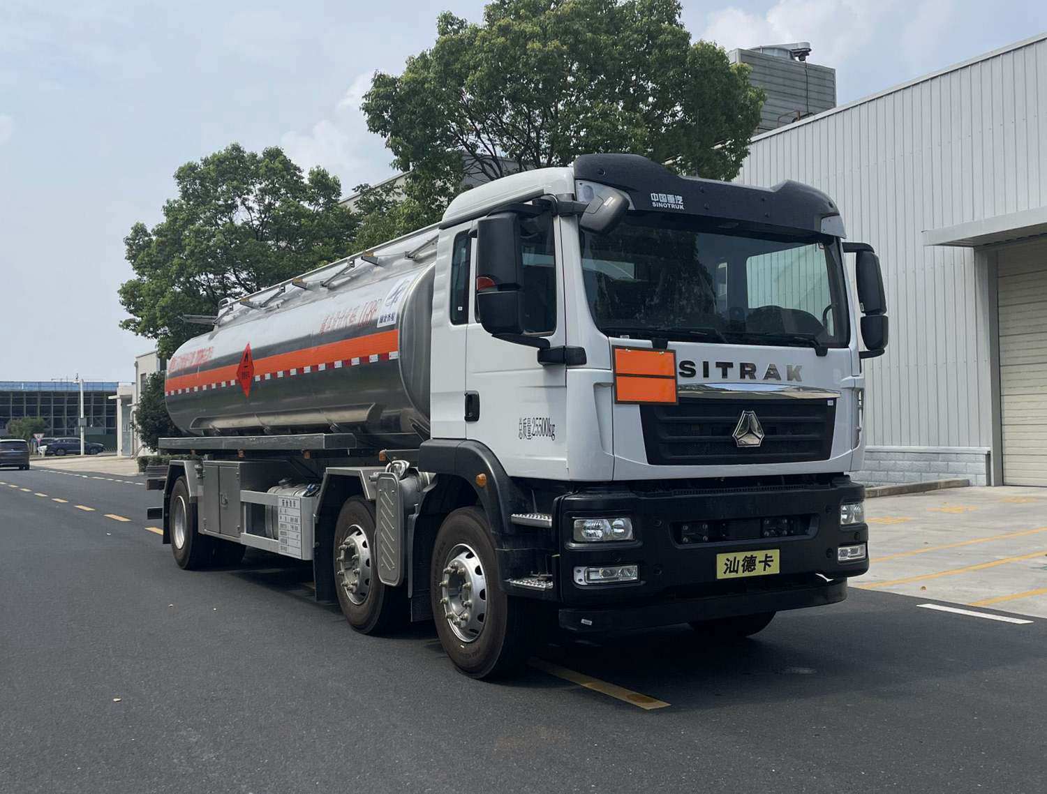 齐星牌QXC5263GYYZ6A铝合金运油车