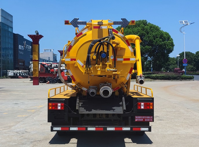 順風(fēng)智造牌SFZ5040GQWLGZ6清洗吸污車公告圖片