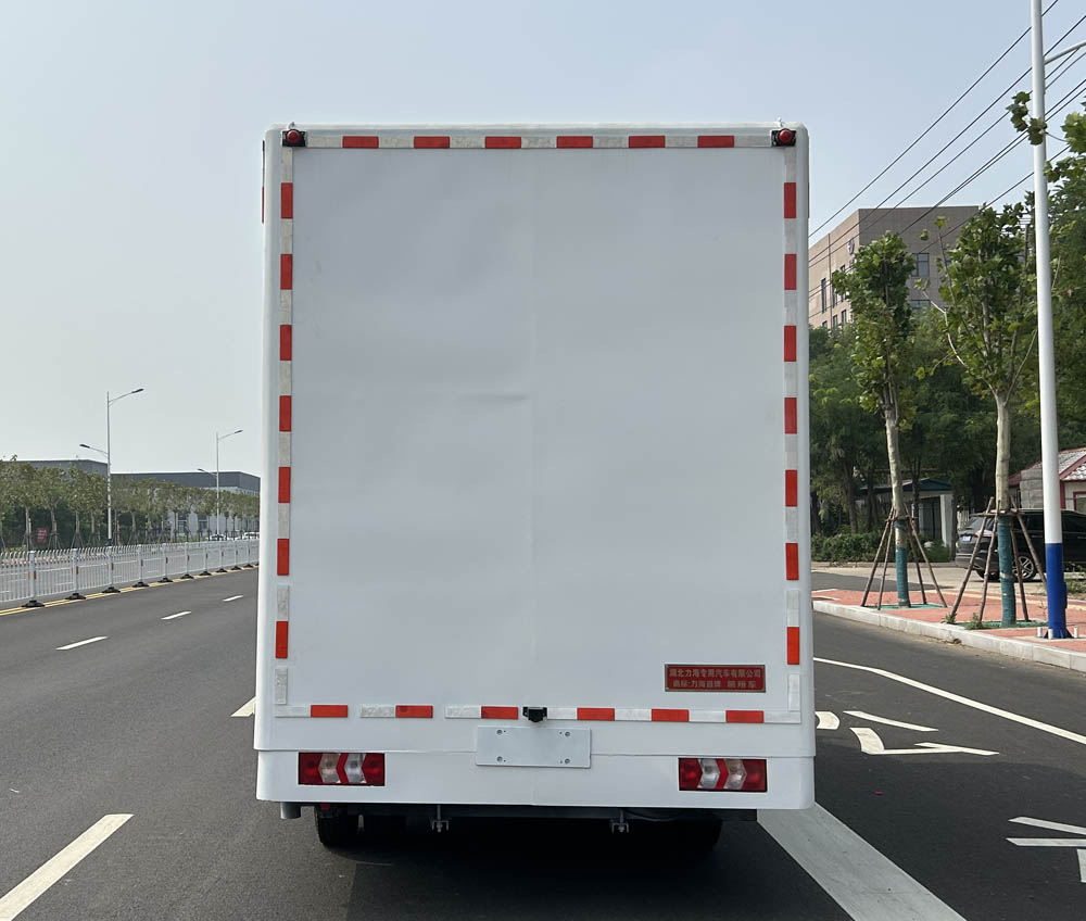 力海通牌HLH5040XCSHFC6廁所車公告圖片