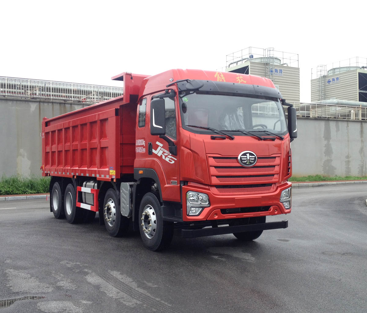 解放牌 301马力 前四后八 自卸汽车(CA3310P28K8L2T4E6A90)