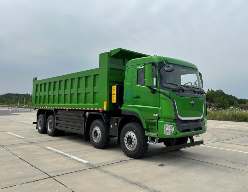 宇通牌 612马力 前四后八 纯电动自卸汽车(ZKH3312P6BEV10)