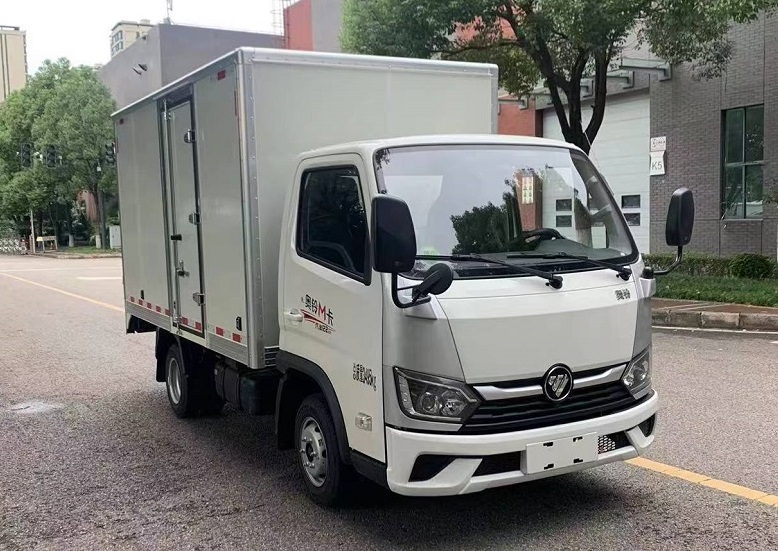 福田牌BJ5031XXY4JV4-AA1厢式运输车