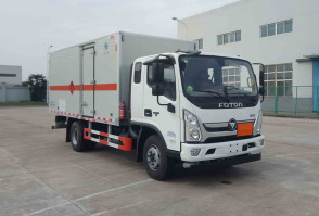 爆破器材运输车