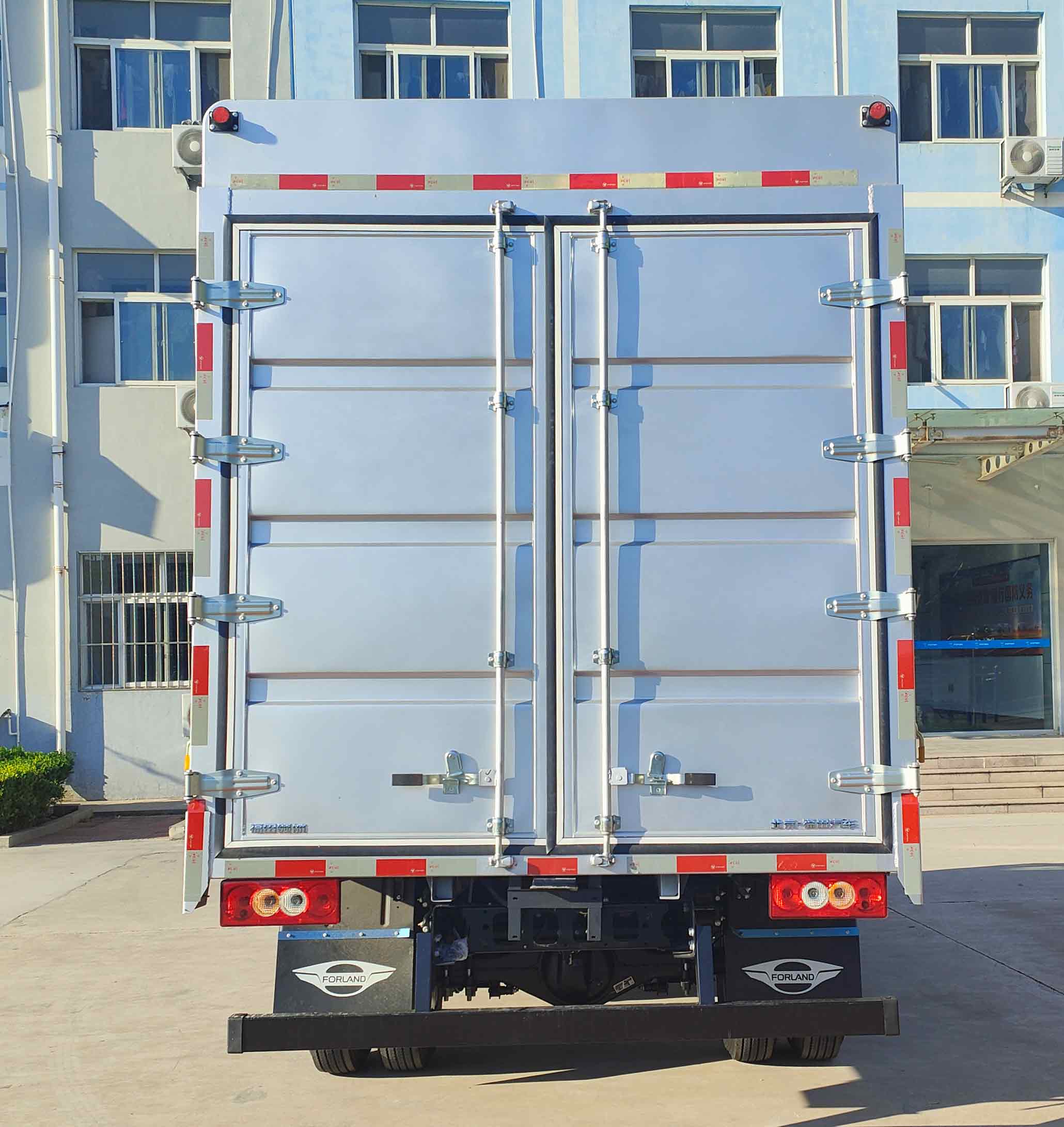 福田牌BJ5044CCY9JBA-53倉柵式運輸車公告圖片