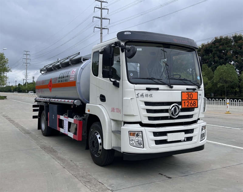 楚飞牌CLQ5189GRY6E易燃液体罐式运输车公告图片